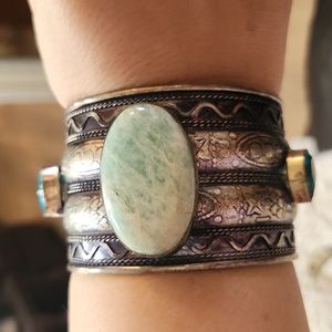 Beautiful, unique LARIMAR bracelet